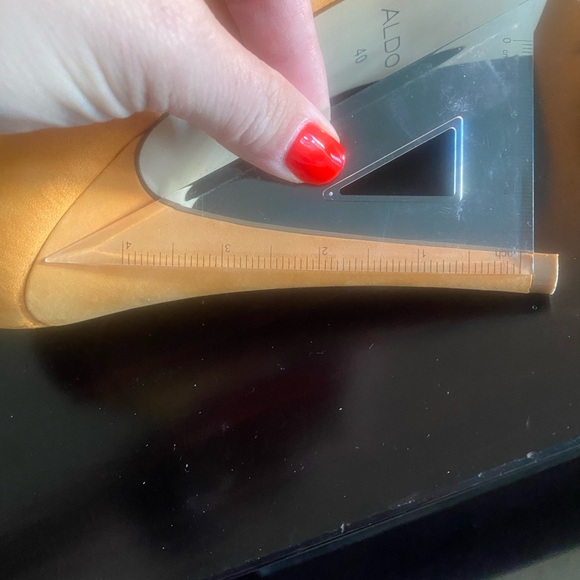 Aldo Antonini-65 size US 10 Tangerine/hot pink. 4.5” heel 1 1/4” platform - Picture 9 of 10